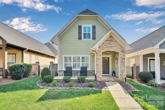 Building Photo - 7526 Fairway Villa Circle