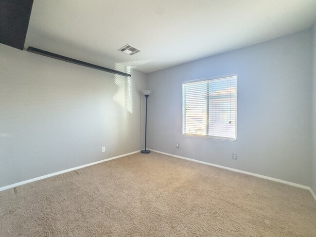 Building Photo - 3610 Pinnate Dr
