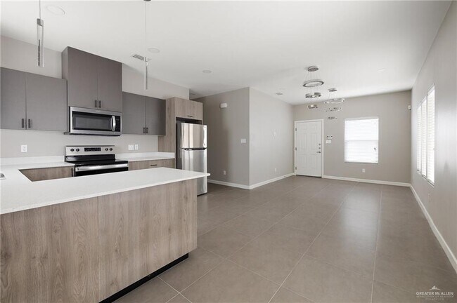 Building Photo - 14 Puffin Ave