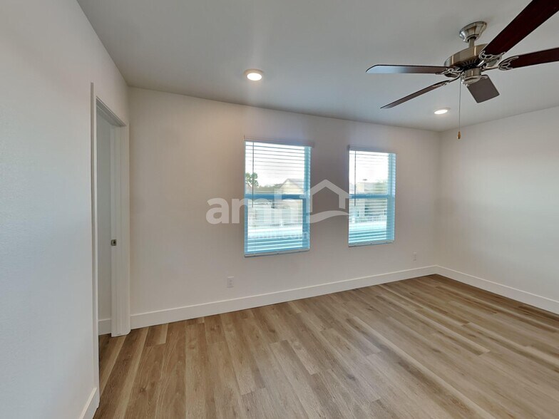 Building Photo - 5837 Casterly Rock St