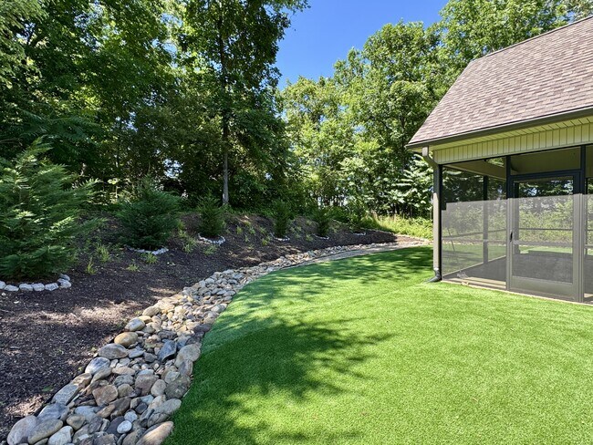 Building Photo - 238 Osage Dr
