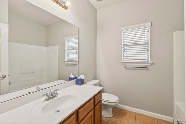 Building Photo - 10277 English Manor Dr