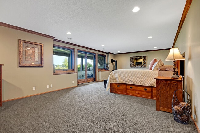 Building Photo - 3050 Clover Way