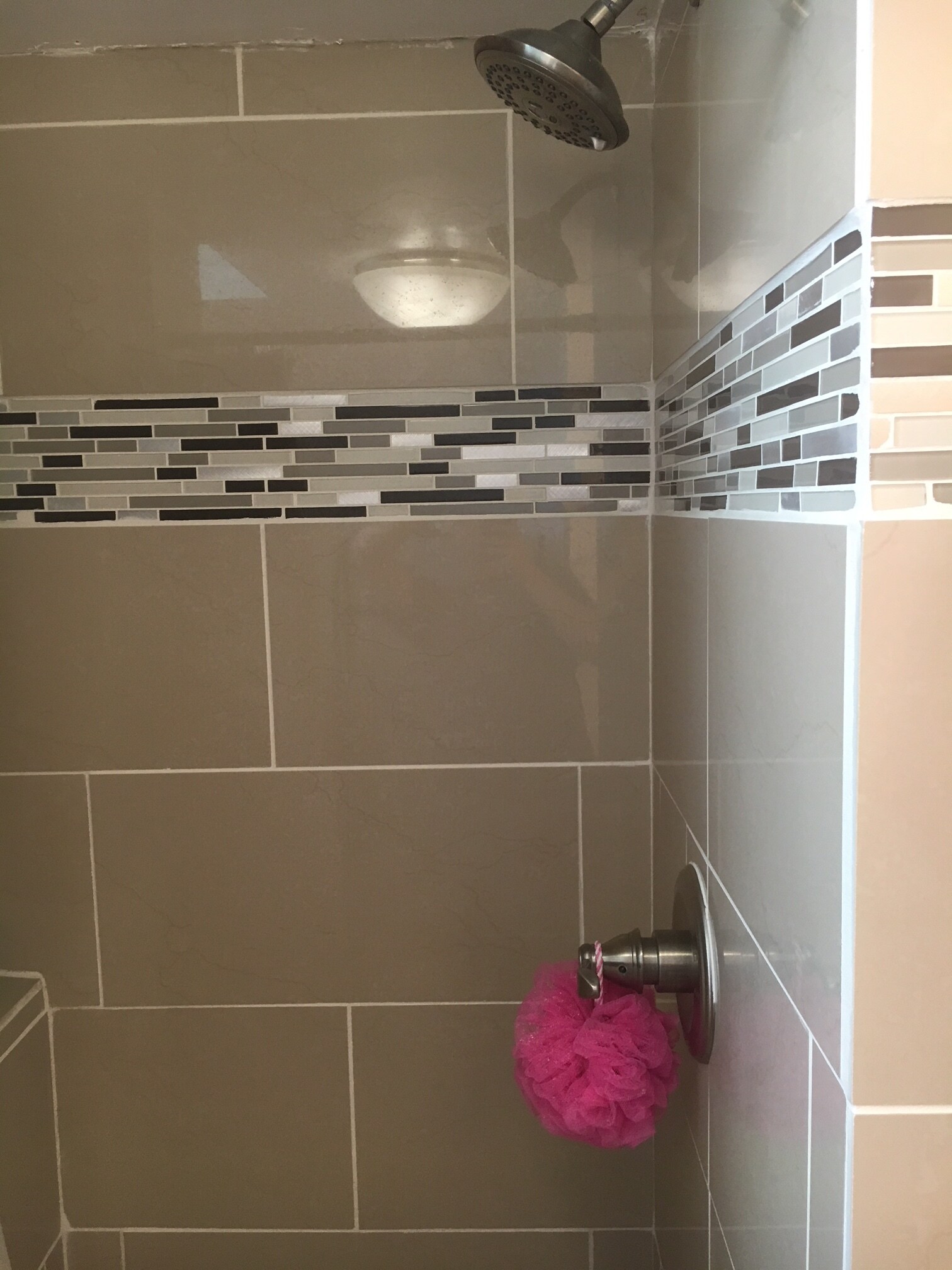 Building Photo - 1128 Elm St