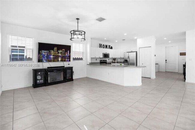 Building Photo - 11732 SW 243rd St