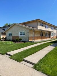 Building Photo - 3611 W 120th St