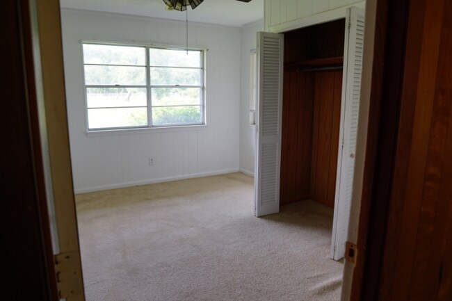 Building Photo - 14379 Duckworth Rd