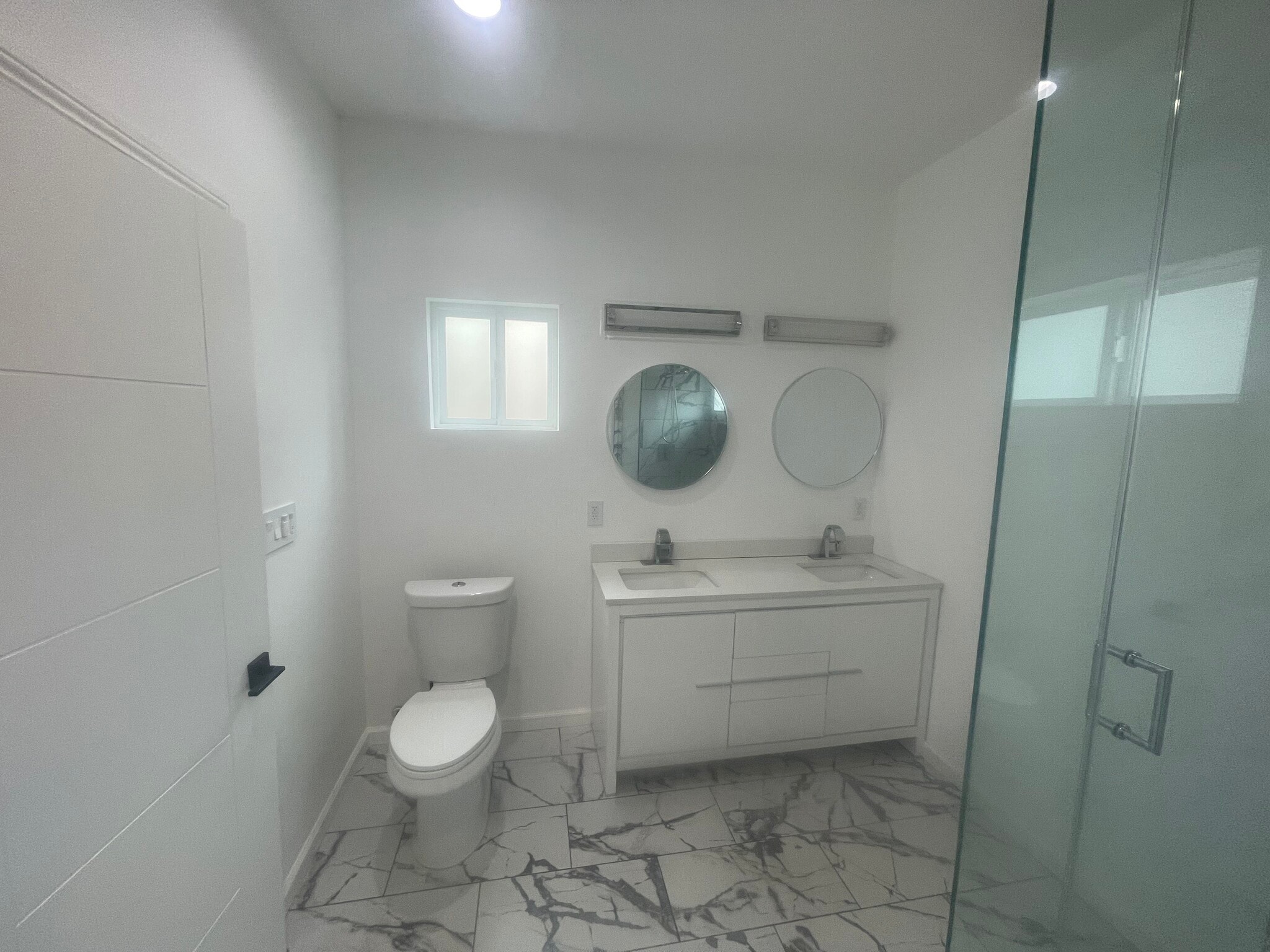 Building Photo - 10863 Nettleton St