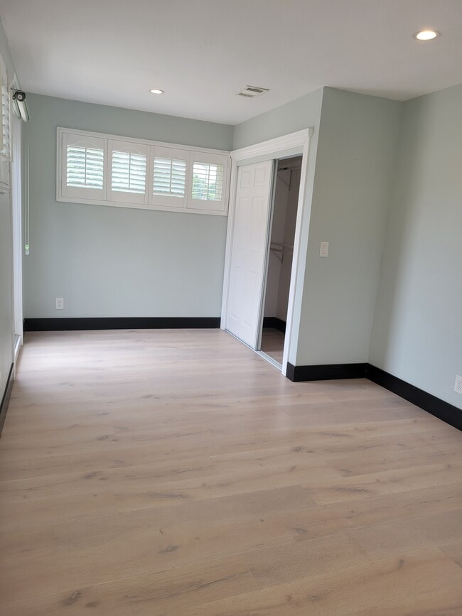 bedroom #4 - 11721 Puryear Ln