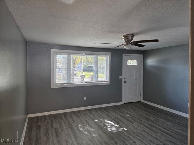 Building Photo - 608 Baldwin Ave