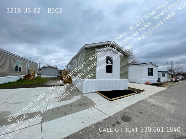 Building Photo - 3218 OH-82