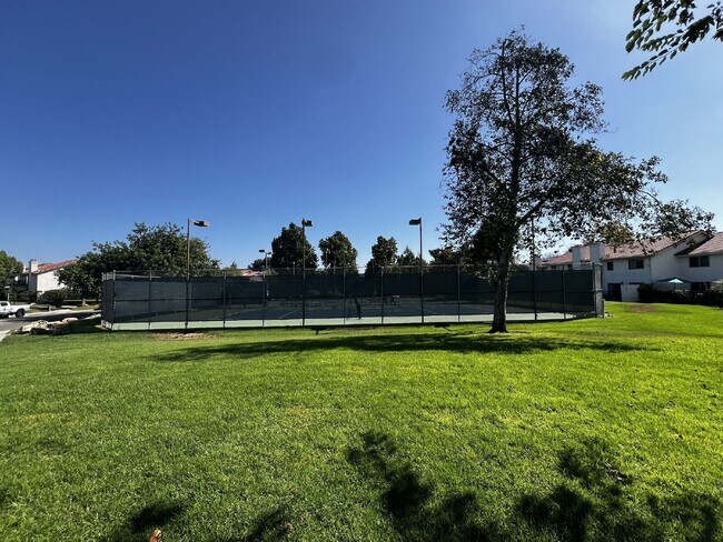 Building Photo - 3036 Avenida Christina