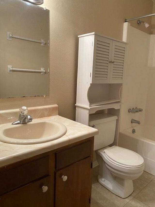 Building Photo - 2025 Pat's Pl