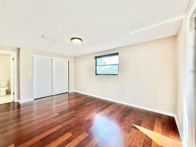 Building Photo - 12472 Monarch Cir