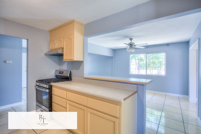 Building Photo - Spacious 4-Bedroom Home on Nearly 1 Acre –...