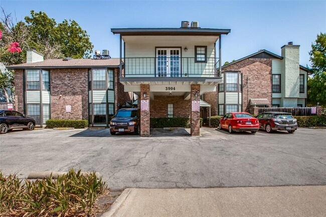 Building Photo - 3904 Rawlins St