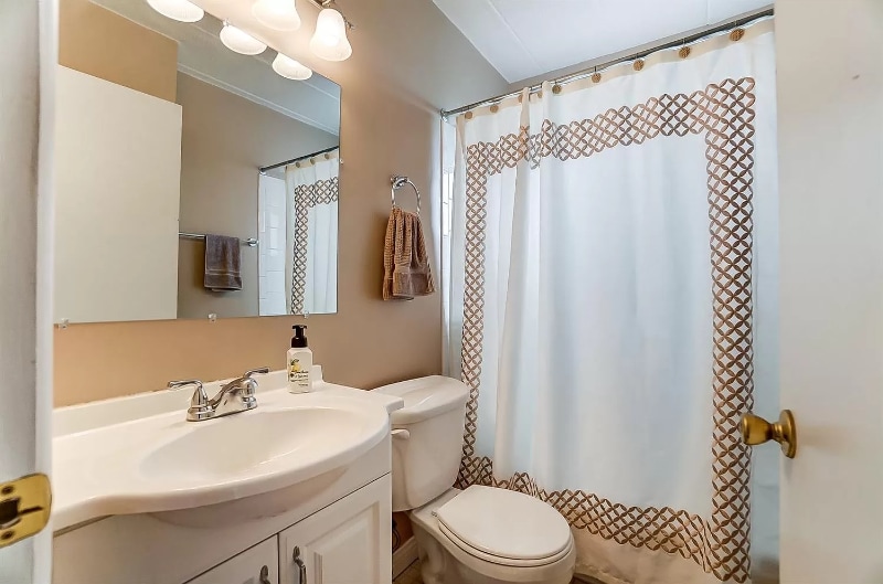 Building Photo - 2701 Lehman Rd