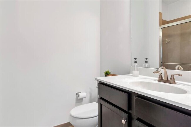 Building Photo - 3548 W 88th St