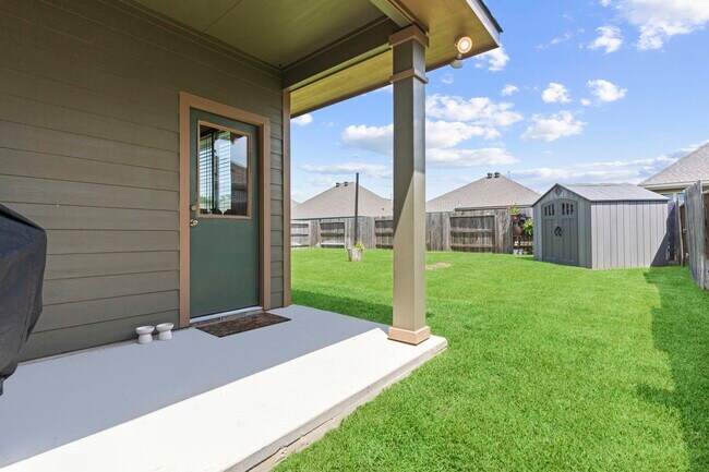 Building Photo - 3221 Climbing Gardens Ct