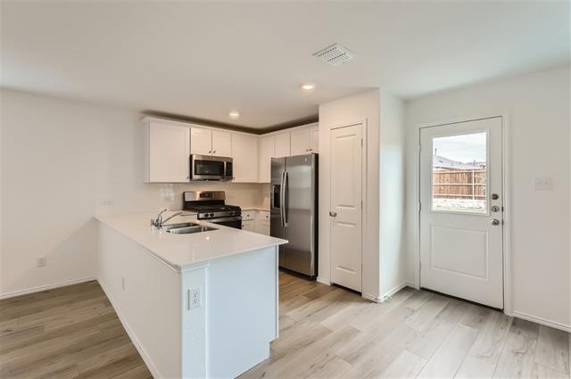 Building Photo - 9121 Flowering Dogwood Ln