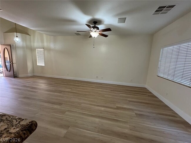 Building Photo - 9368 Pineneedle Ridge St