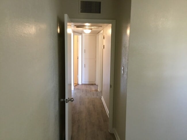 Building Photo - START APPLYING FOR THIS 5 BEDROOM HOME! COMING SOON