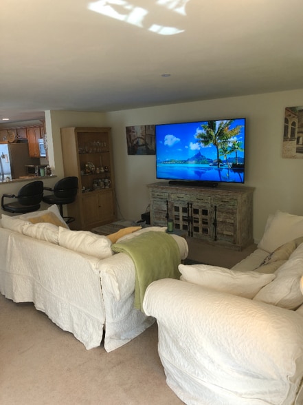 Building Photo - 0 Village Dr