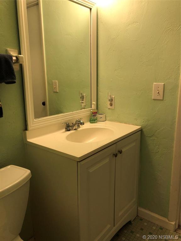 Building Photo - 4502 Saxon Dr
