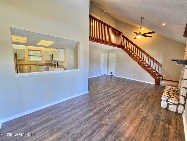 Building Photo - 4316 Pilgrim Way