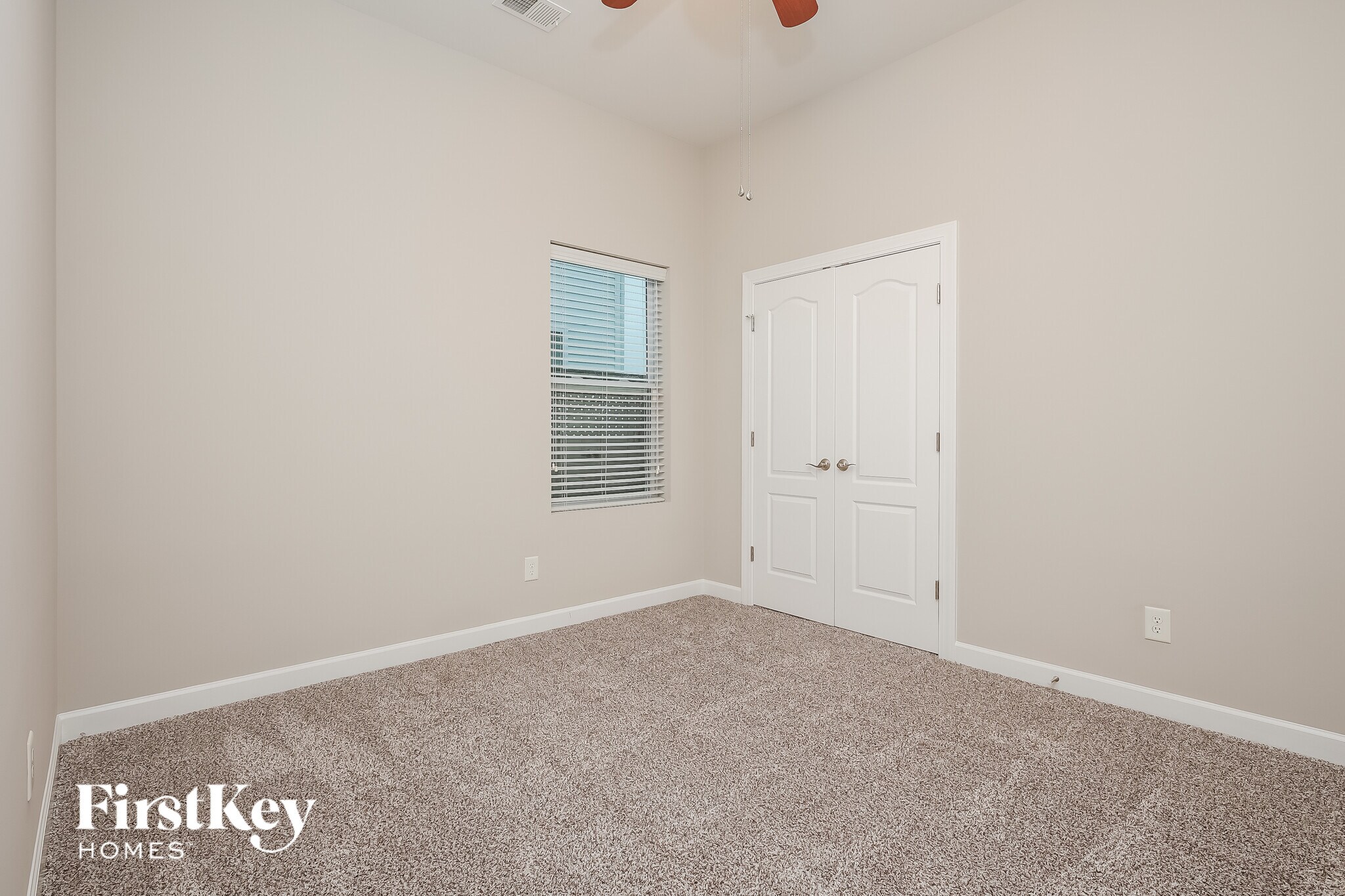 Building Photo - 215 Topsaw Ln