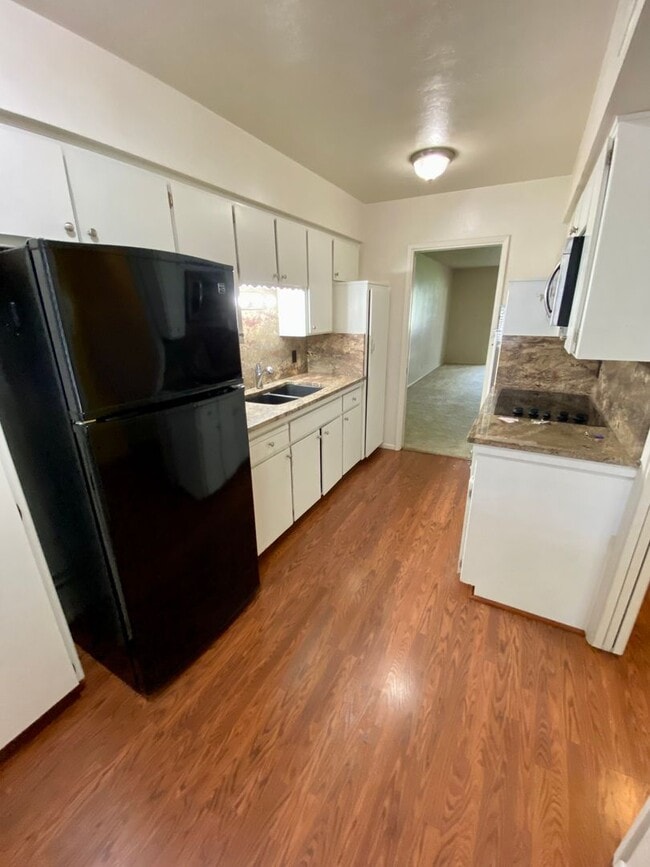 Building Photo - 2 Bedroom 2 Bathroom in Central Phoenix