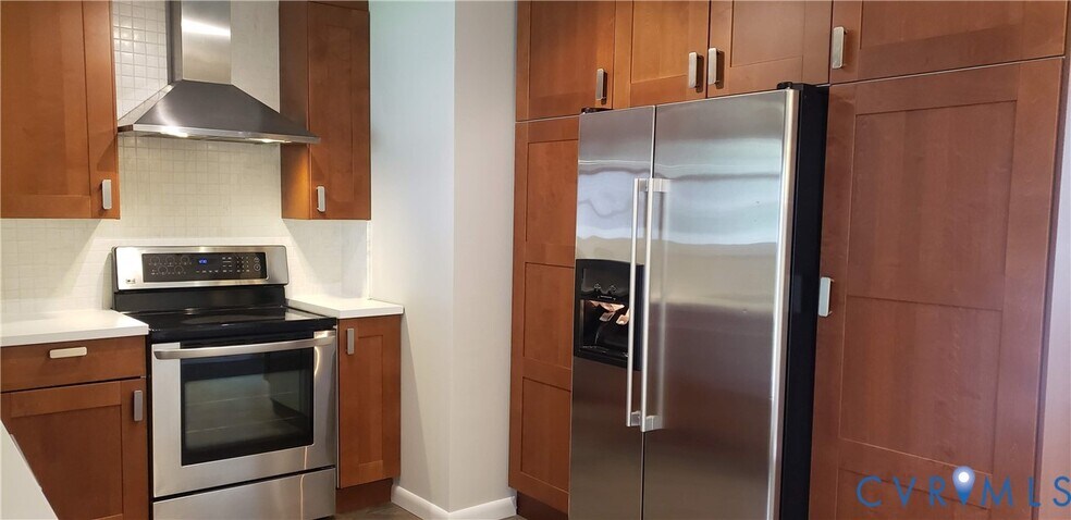 Building Photo - 2318 Leah Rd