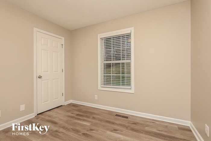 Building Photo - 2953 Core Dr