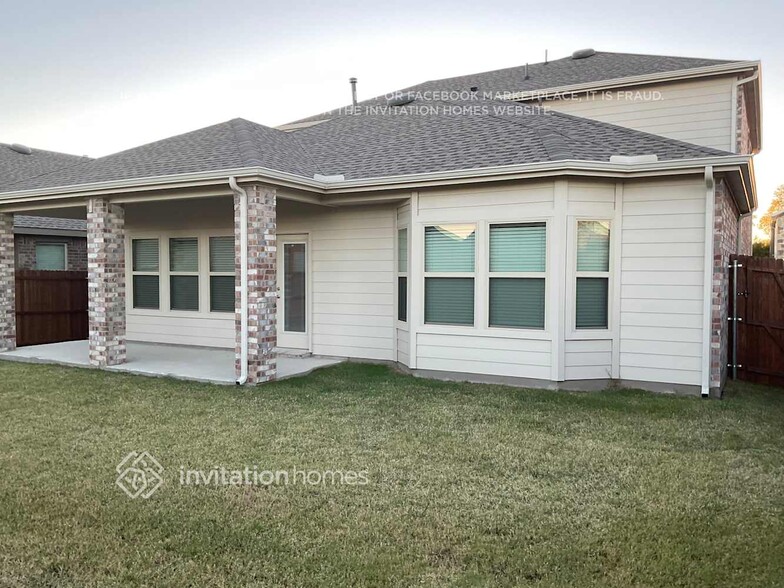 Building Photo - 7420 Seton Pl