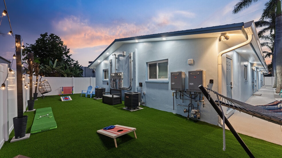 Building Photo - 79 S Brevard Ave