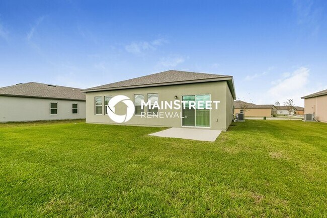 Building Photo - 3 Bedroom Pet-Friendly Home in Haines City, FL with Main Street Renewal