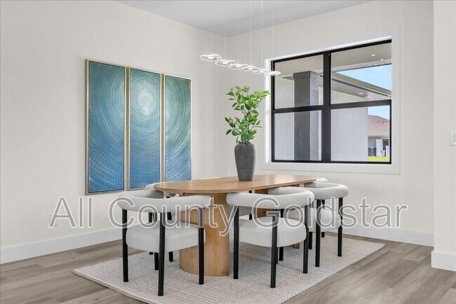 Building Photo - 1173 Rotonda Cir