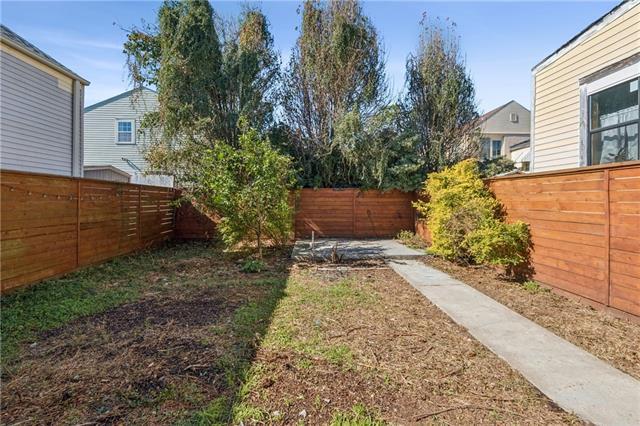 Building Photo - 2418 General Taylor St