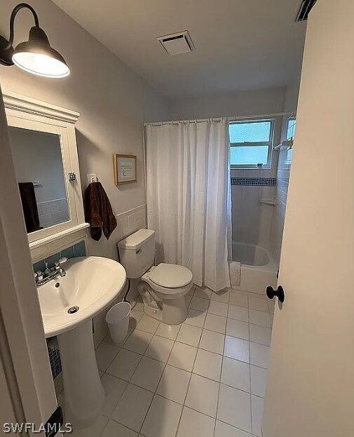 Building Photo - 1046 Oak Forest Dr