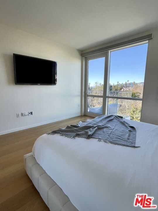 Building Photo - 1705-1725 Ocean Ave