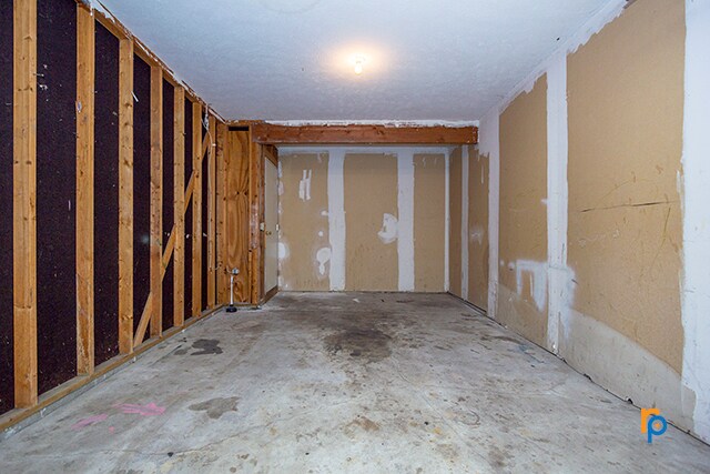 Building Photo - 3445 Portia St