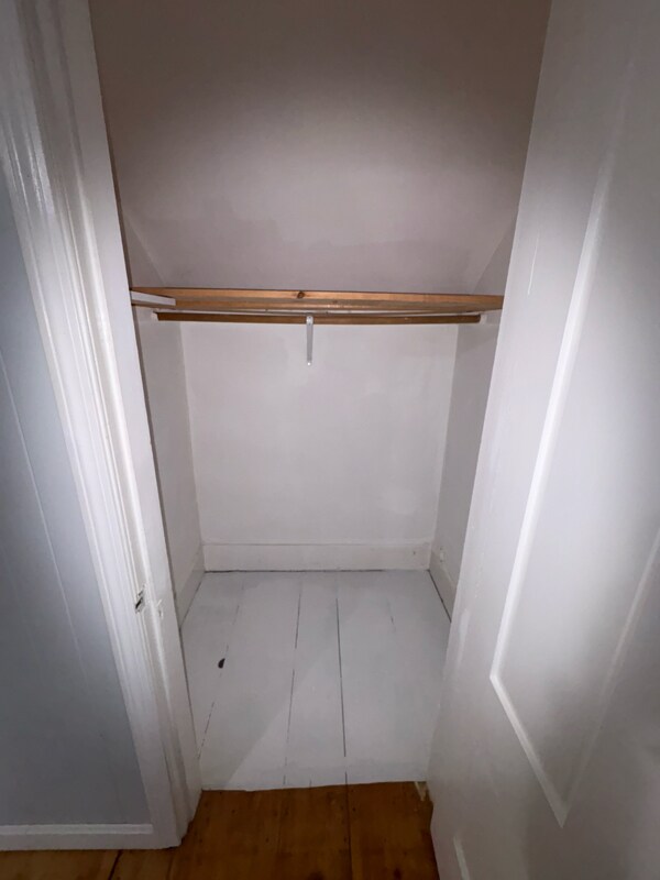 Building Photo - 56 Lock St