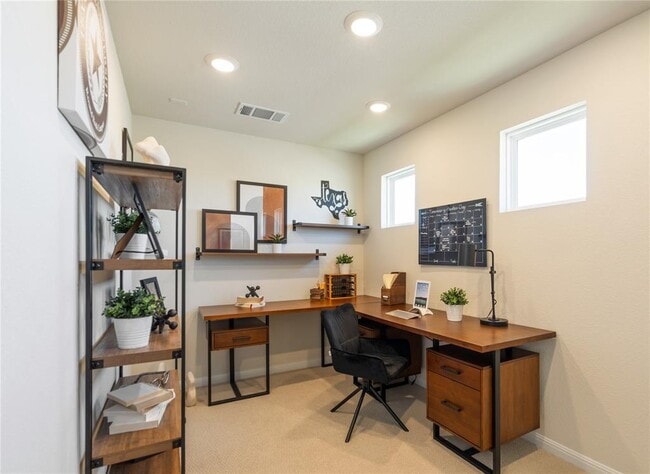 Building Photo - 2428 Ekvall Dr