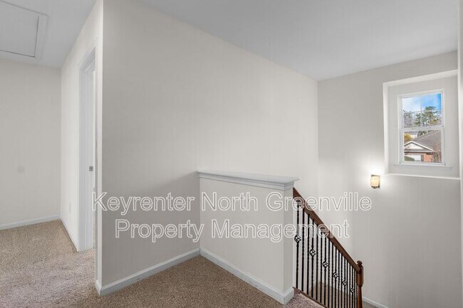 Building Photo - 124 Scottish Ave