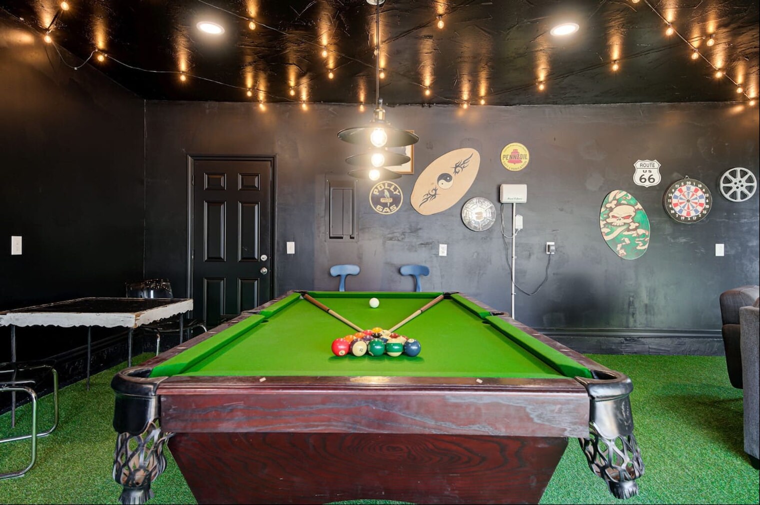 Building Photo - 11000 Springhollow Rd