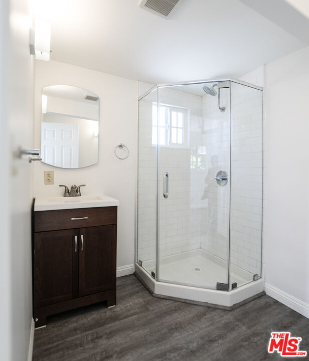 Building Photo - 2847 Pyrites St