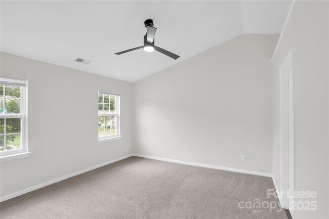 Building Photo - 12915 Deaton Hill Dr
