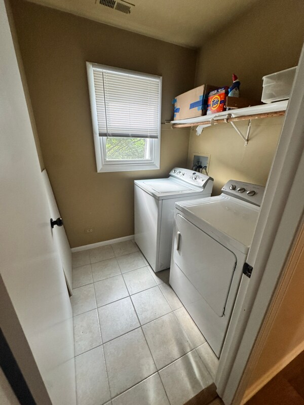 Building Photo - 2605 Oriole Ln