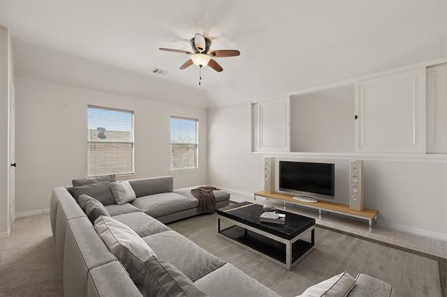 Building Photo - 400 Crossbill Ln