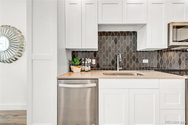 Building Photo - 2899 W 52nd Ave